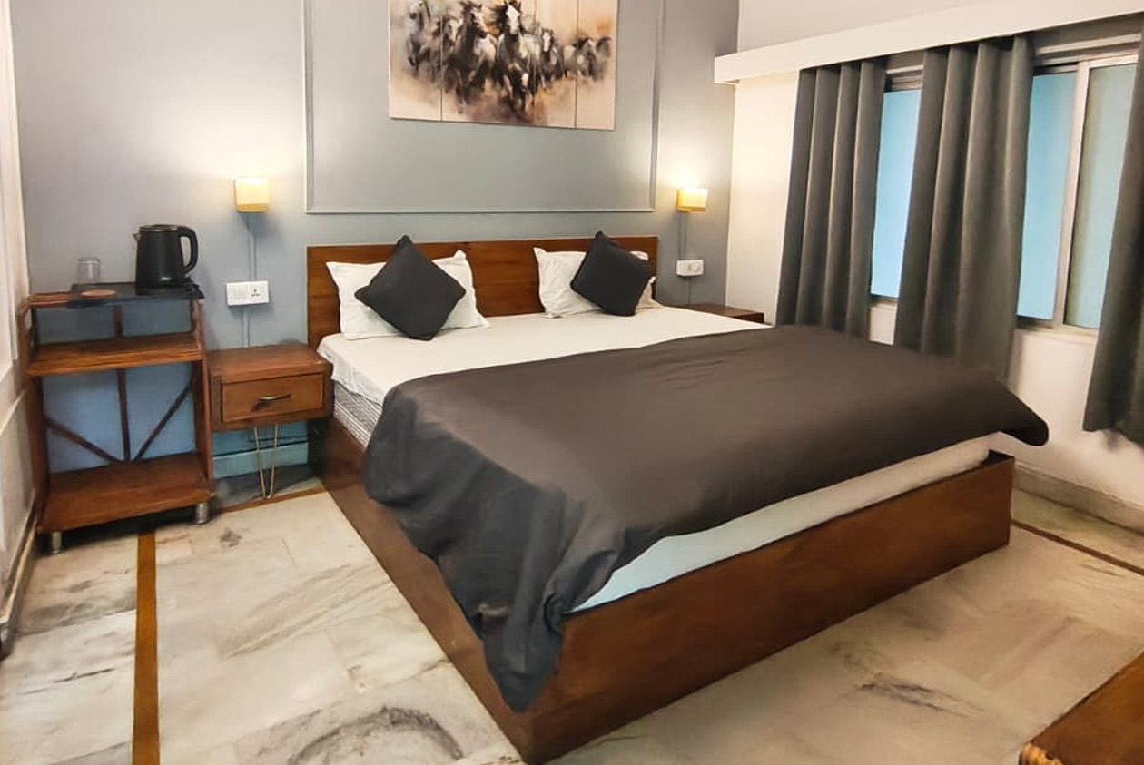 Laxman Jhula Private Room